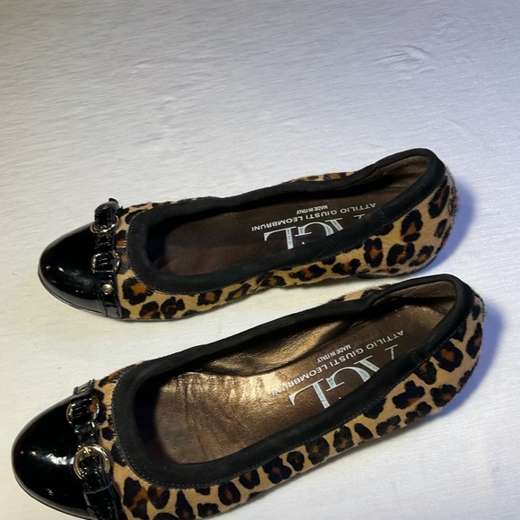 Attilio Guisti Leombruni leopard print flats; NICE - Picture 7 of 16